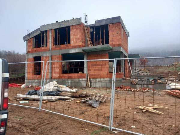 Продава къща, с. малка верея, област стара загора