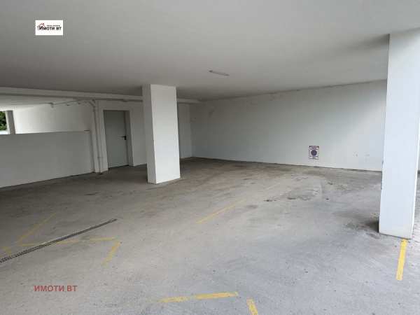 Продава гараж, паркомясто, гр. велико търново, бузлуджа