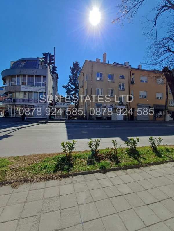 Продава 4-стаен, гр. казанлък, област стара загора