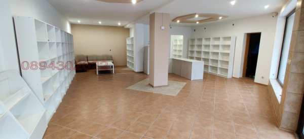 Продава  магазин град Монтана, Широк център
      65 кв.м