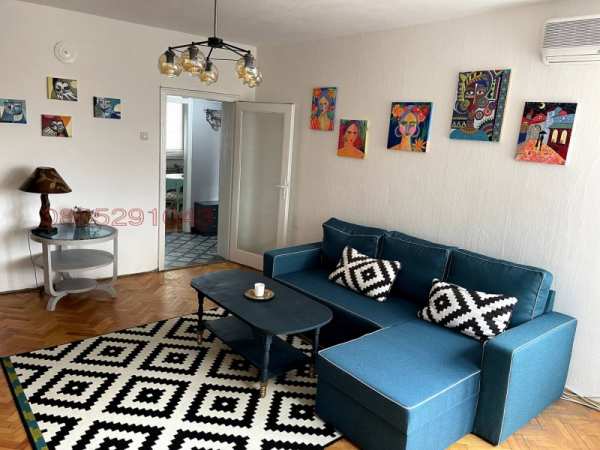 Продава 3-стаен, гр. пазарджик, център