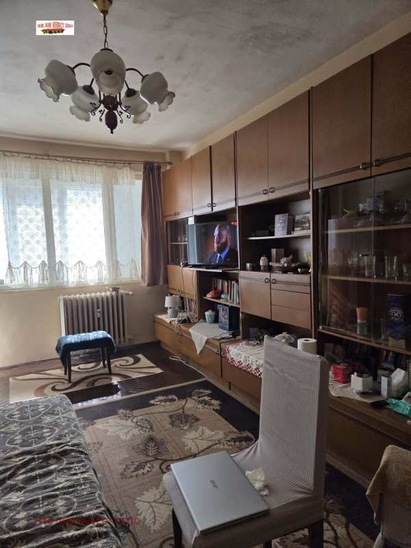 Продава 2-стаен, гр. перник, център