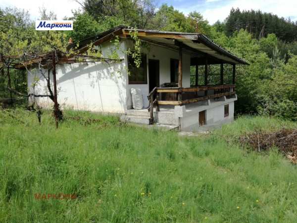 Продава вила, с. свидня, област софия област