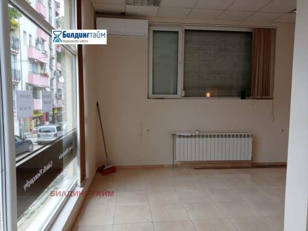 Продава магазин, гр. шумен, център