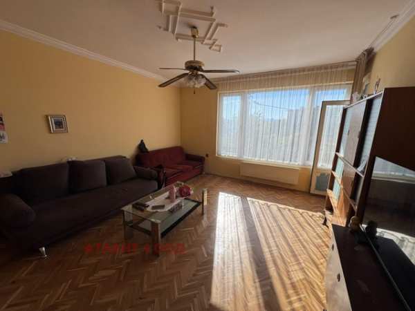 Продава 3-стаен, гр. казанлък, област стара загора