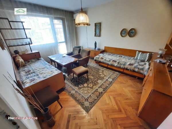 Продава 1-стаен, гр. шумен, 5-ти полк