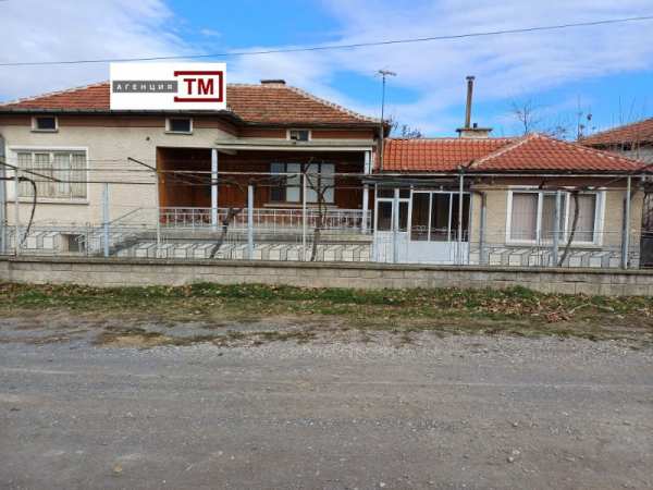 Продава къща, с. коларово, област стара загора