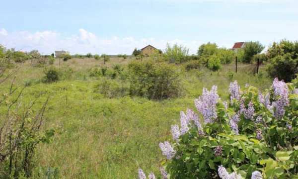 Продава парцел, с. топола, област добрич