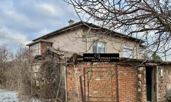 Продава къща, с. радиново, област пловдив