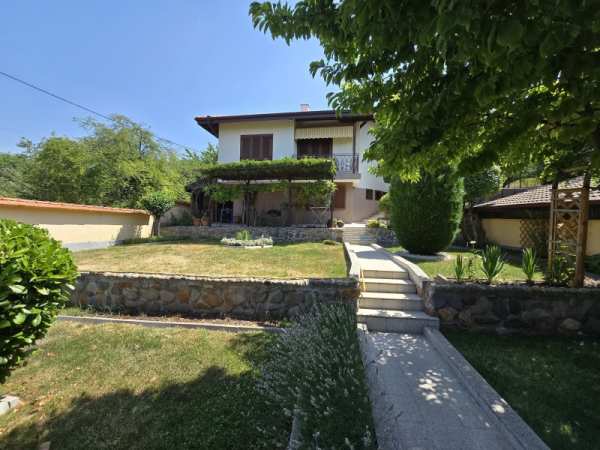 Продава къща, с. дивотино, област перник