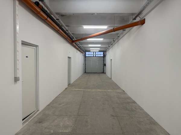 Дава под наем склад, гр. перник, кристал