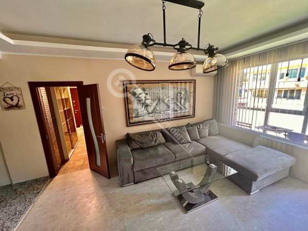 Дава под наем 3-стаен, гр. велико търново, център