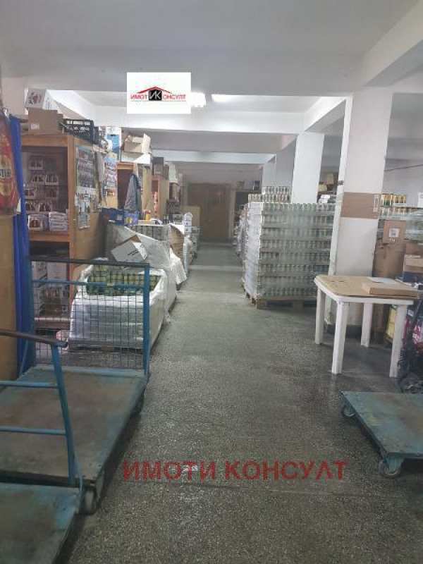 Дава под наем склад, гр. горна оряховица, област велико търново