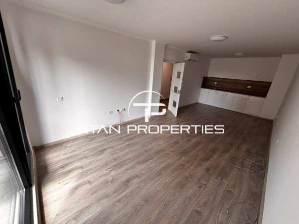 Дава под наем офис, гр. бургас, център