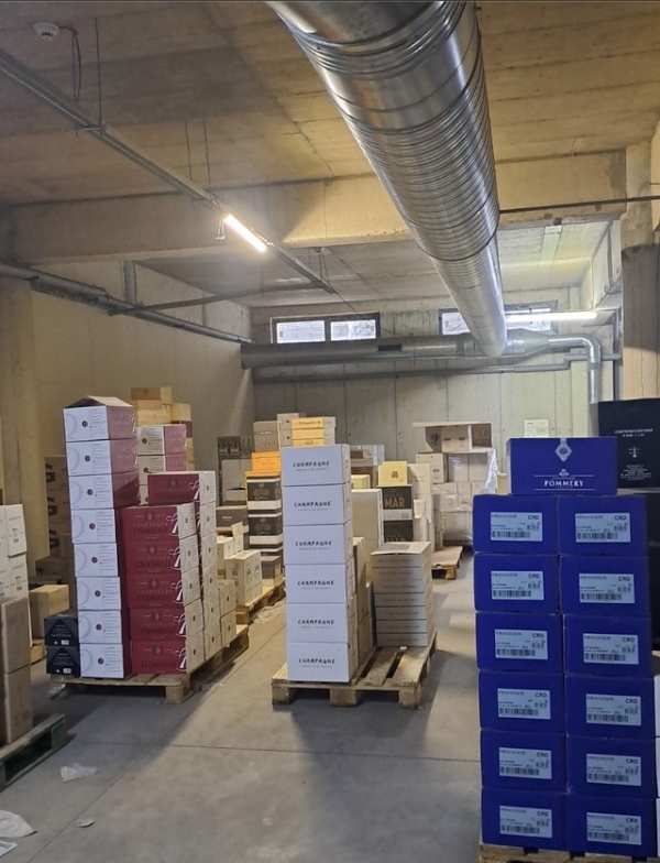 Дава под наем склад, гр. софия, летище софия