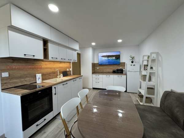 Дава под наем 2-стаен, гр. русе, здравец изток