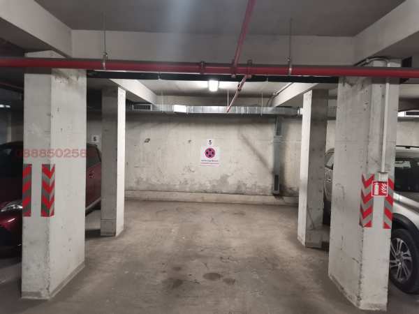 Дава под наем гараж, паркомясто, гр. варна, централна поща