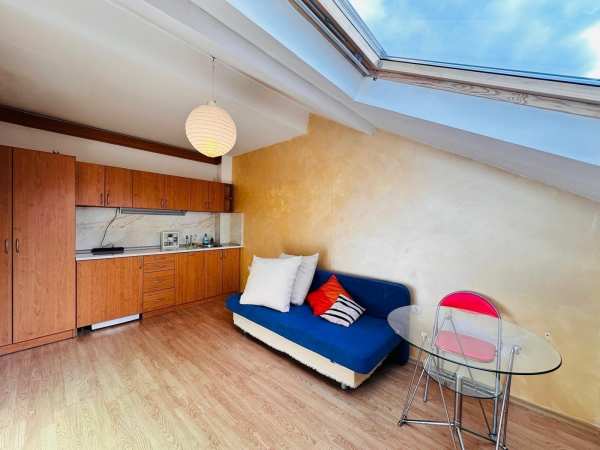 Дава под наем 2-стаен, гр. банско, област благоевград