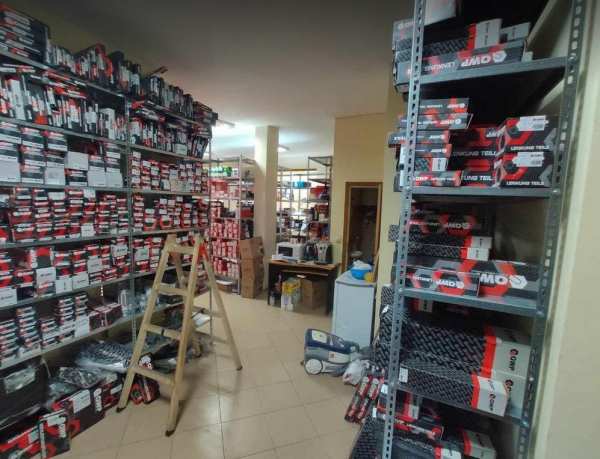 Дава под наем магазин, гр. бургас, възраждане