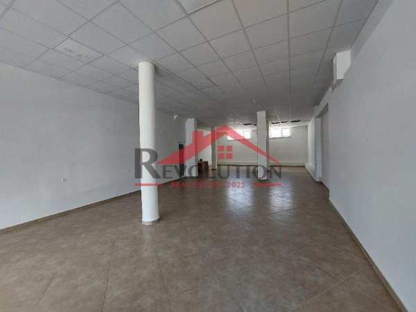 Дава под наем магазин, гр. кърджали, център