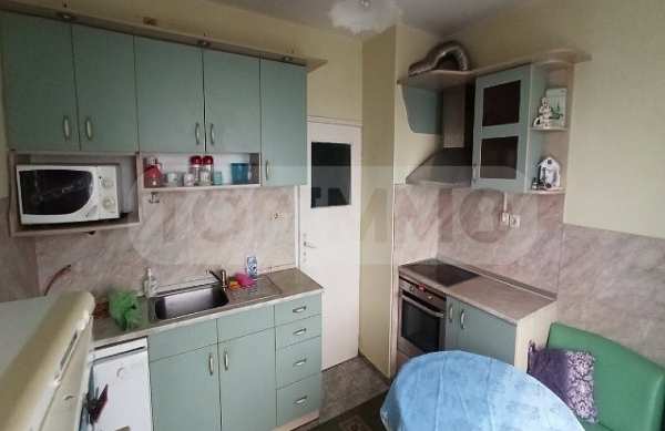 Дава под наем 4-стаен, гр. варна, възраждане 1