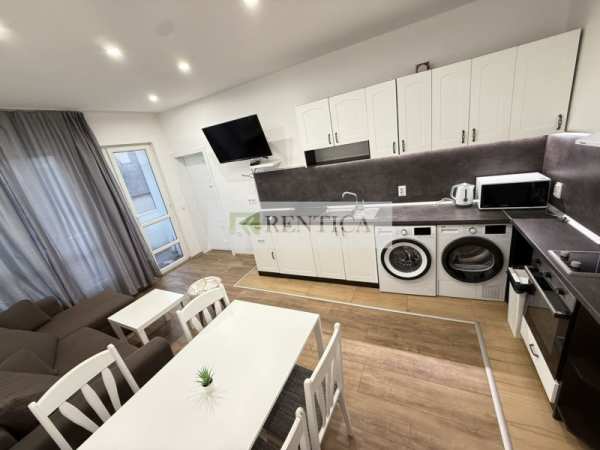 Дава под наем  многостаен град Варна, Център
      110 кв.м