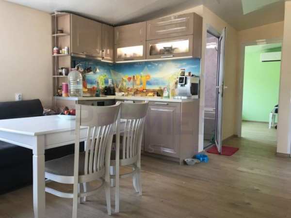 Дава под наем къща, гр. варна, м-т боровец - север