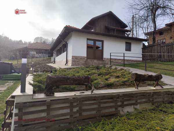 Дава под наем къща, гр. априлци, област ловеч