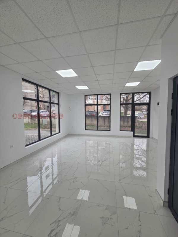 Дава под наем магазин, гр. разград, освобождение