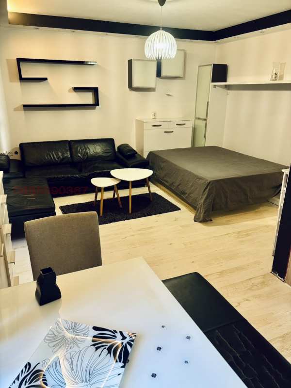 Дава под наем 2-стаен, гр. сливен, център