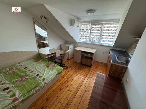 Дава под наем 1-стаен, гр. враца, център