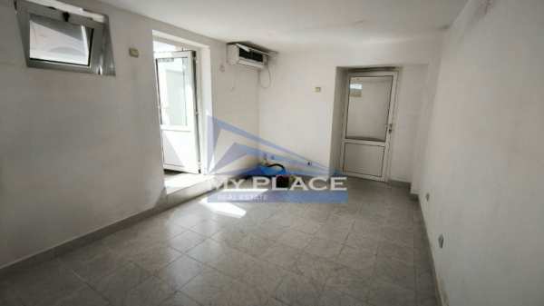 Дава под наем офис, гр. шумен, център