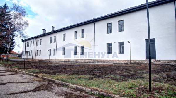 Дава под наем бизнес имот, гр. брезник, област перник