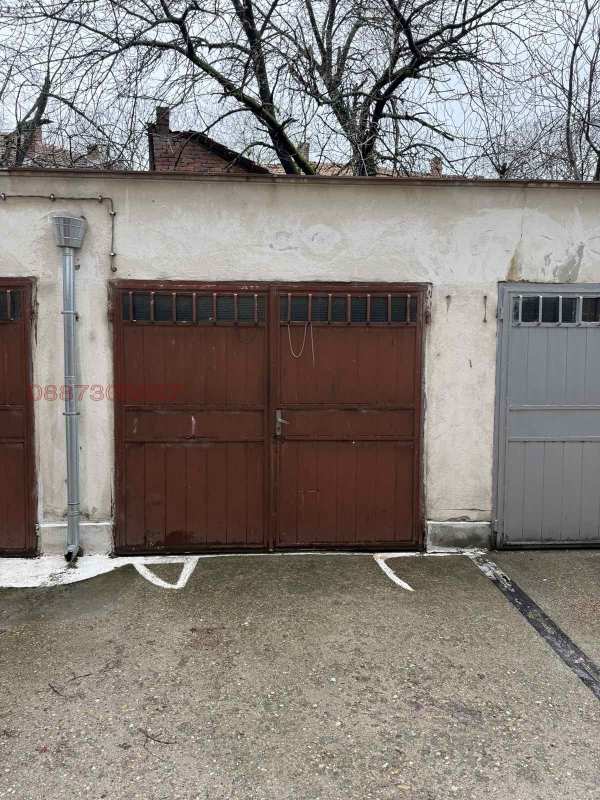 Дава под наем гараж, паркомясто, гр. русе, ялта