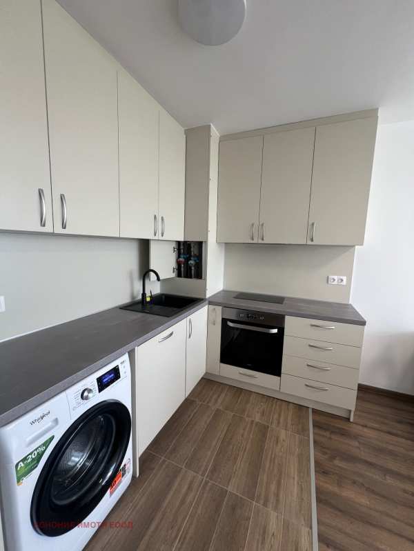 Дава под наем 2-стаен, гр. софия, връбница 1