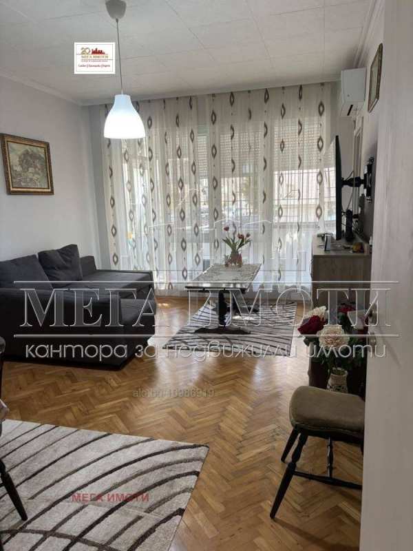 Дава под наем 3-стаен, гр. бургас, център