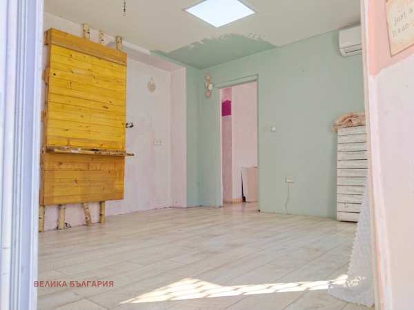 Дава под наем магазин, гр. софия, център