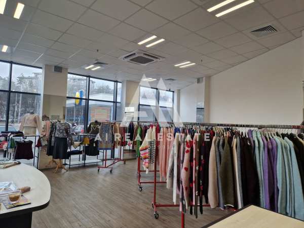 Дава под наем магазин, гр. плевен, широк център