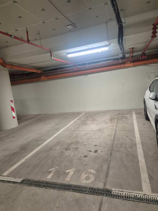 Дава под наем гараж, паркомясто, гр. софия, дружба 2