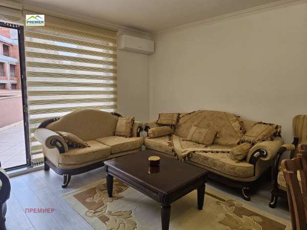 Дава под наем 3-стаен, гр. кърджали, център