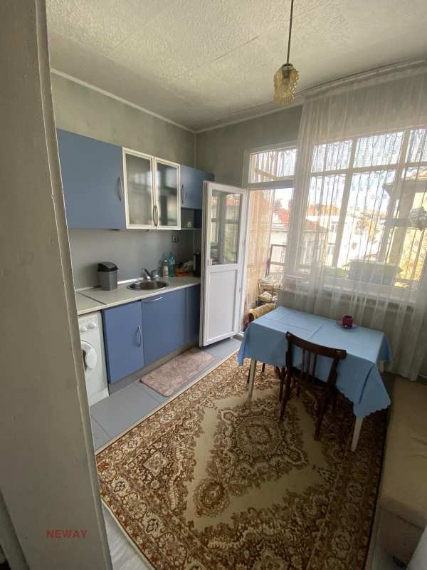 Дава под наем 2-стаен, гр. плевен, идеален център