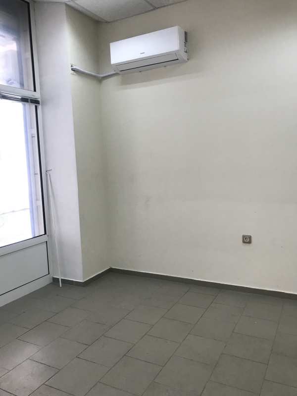 Дава под наем офис, гр. русе, център