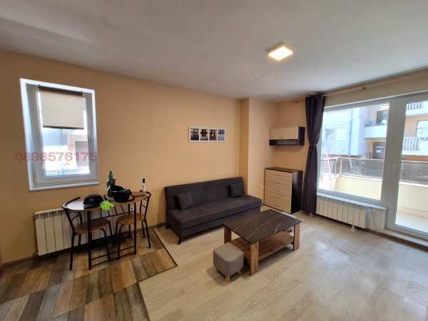 Дава под наем 2-стаен, гр. враца, център