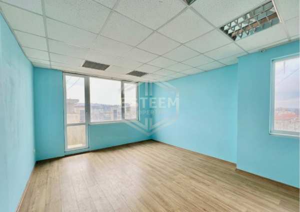 Дава под наем офис, гр. русе, широк център