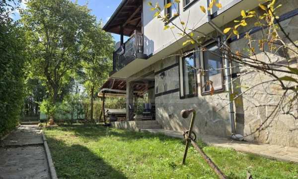 Дава под наем къща, гр. приморско, област бургас