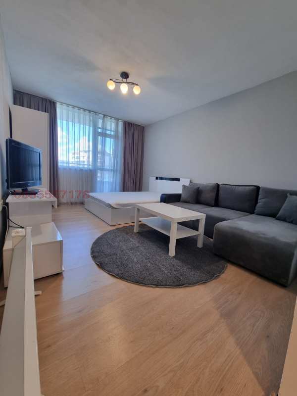 Дава под наем 1-стаен, гр. софия, студентски град