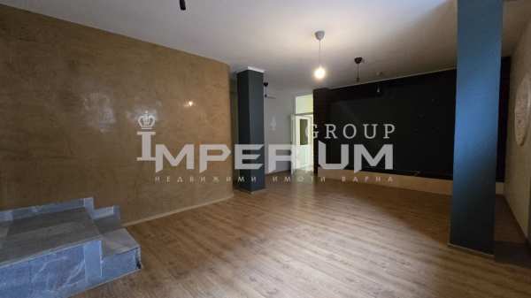 Дава под наем офис, гр. варна, операта