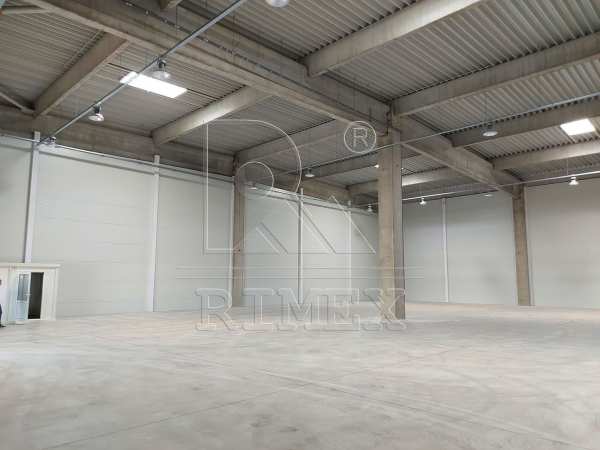 Дава под наем склад, гр. пловдив, индустриална зона - север