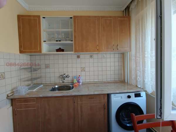 Дава под наем 2-стаен, гр. перник, мошино