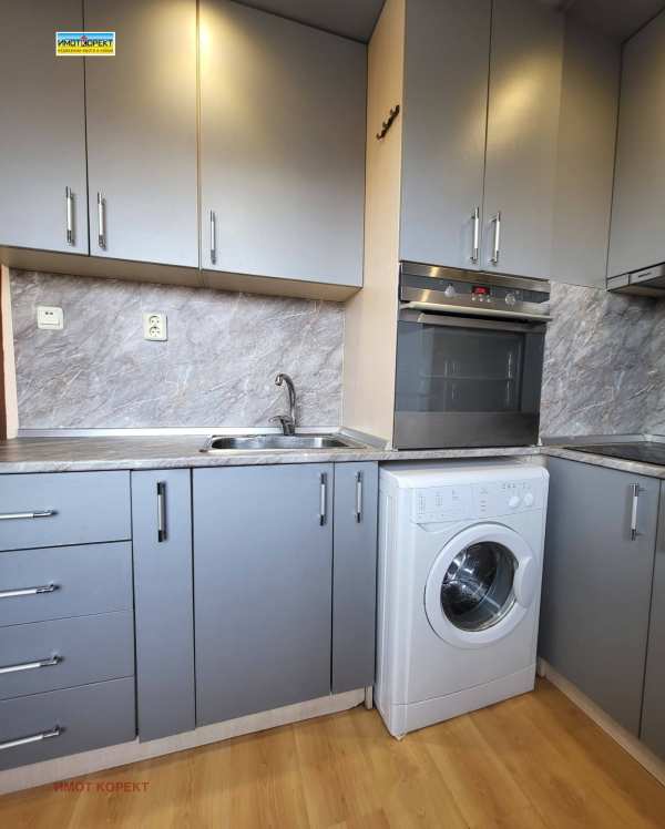 Дава под наем 2-стаен, гр. пазарджик, ставропол